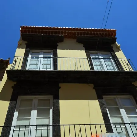Studios Funchal 104 By Homing Hotel 3*